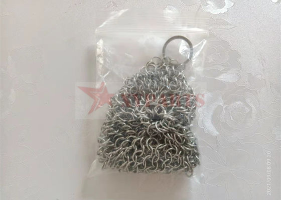 Round Shape Stainless Steel Ring Mesh Chain Mail Scrubber For Kitchen Cleaning